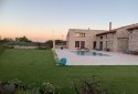 ideal investment project to run out as airbnb project and properties with communal swimming pool with good rental return