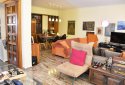 Marousi building for sale