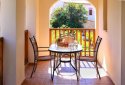 This exquisite new detached villa has a living space of 100 square meters